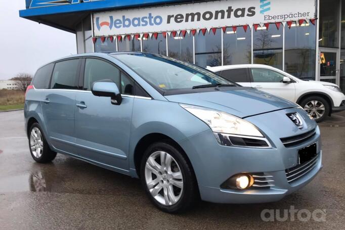 Peugeot 5008 1 generation Minivan