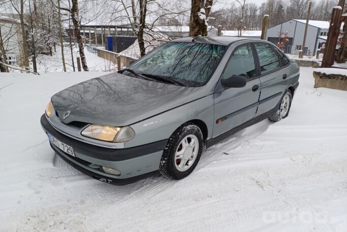 Renault Laguna 1 generation Liftback