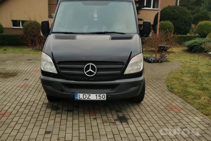Mercedes-Benz Sprinter Second generation