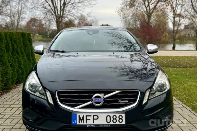 Volvo V60 1 generation wagon