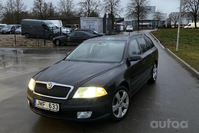 Skoda Octavia 2 generation Combi wagon 5-doors