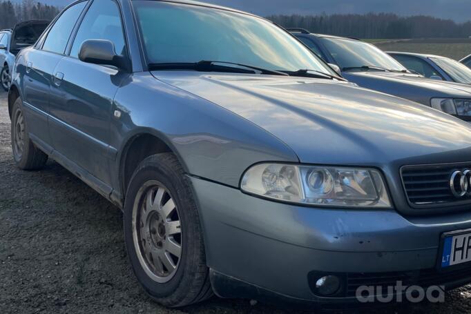 Audi A4 B5 [restyling] Sedan