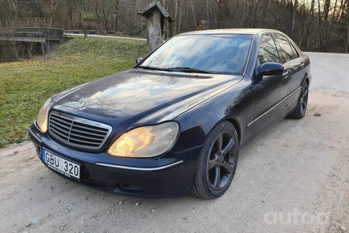 Mercedes-Benz S-Class W220 Sedan 4-doors