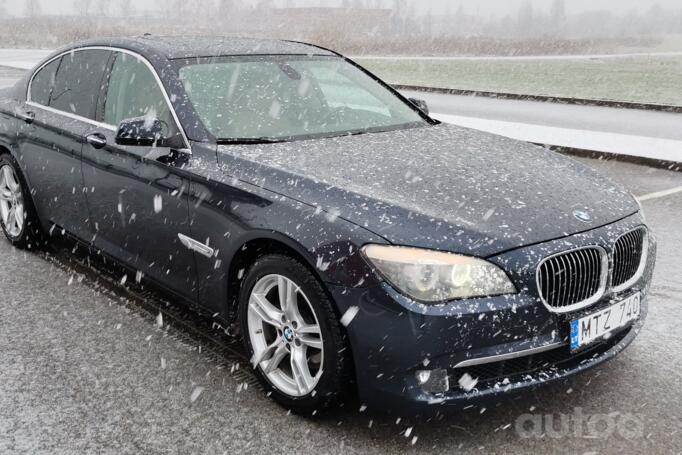 BMW 7 Series F01/F02 Sedan