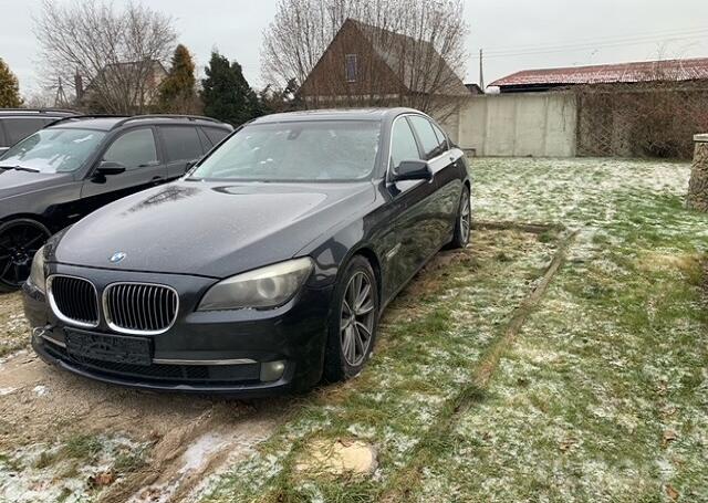 BMW 7 Series F01/F02 Sedan