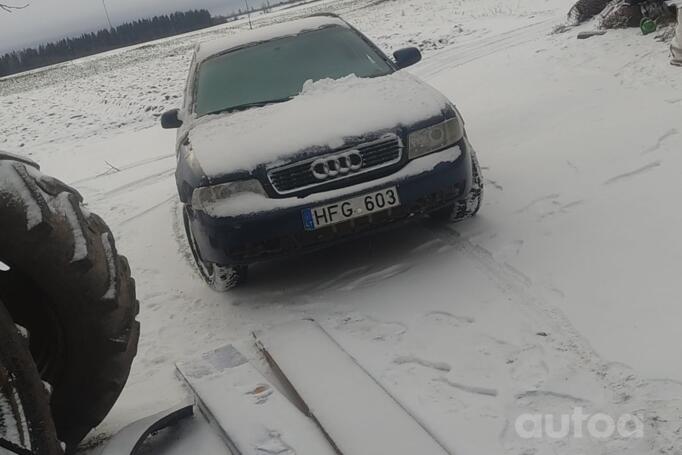 Audi A4 B5 [restyling] Avant wagon 5-doors