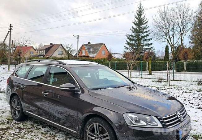 Volkswagen Passat B7 Variant wagon 5-doors