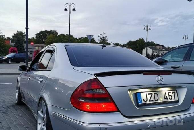 Mercedes-Benz E-Class W211 Sedan