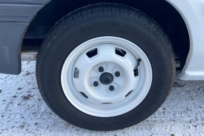 Nissan Sunny B12 Hatchback