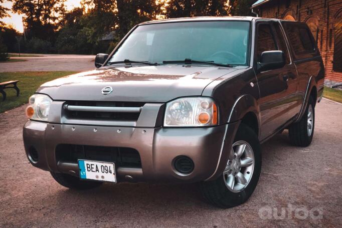 Nissan Frontier 1 generation King Cab pickup 2-doors
