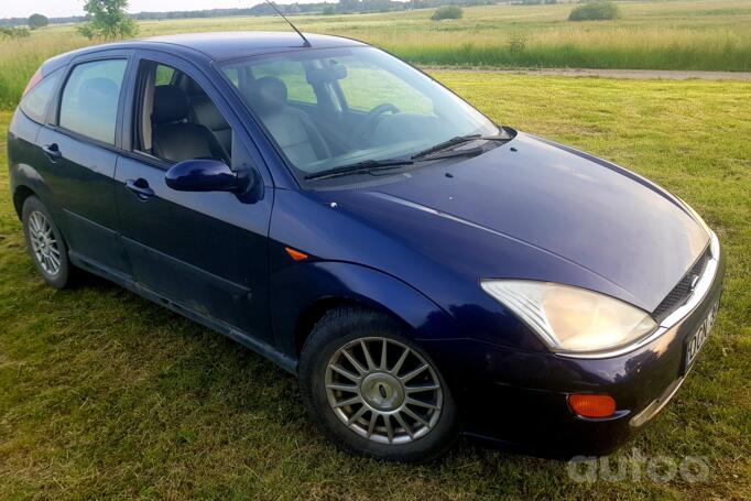 Ford Focus 1 generation Hatchback 5-doors