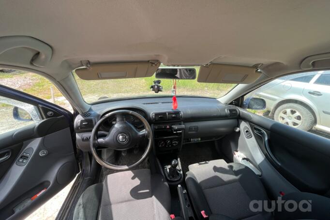 SEAT Leon 1 generation Hatchback