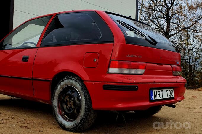 Subaru Justy 2 generation