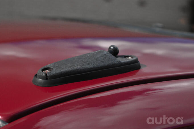 Suzuki Swift 2 generation Sedan 4-doors