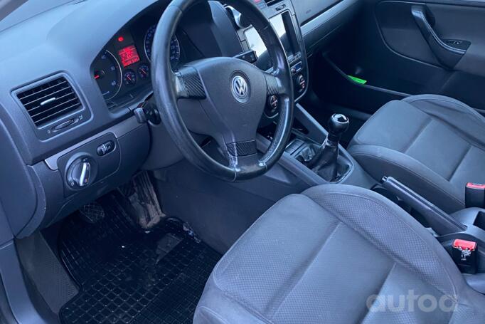 Volkswagen Golf 5 generation Hatchback 5-doors