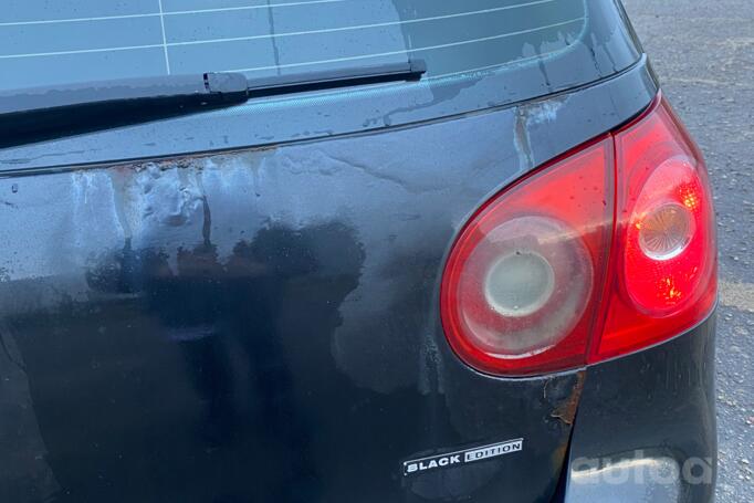 Volkswagen Golf 5 generation Hatchback 5-doors