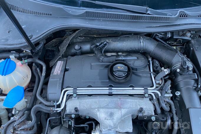 Volkswagen Golf 5 generation Hatchback 5-doors