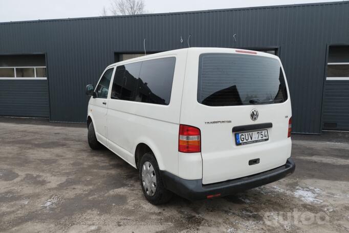 Volkswagen Transporter T5 Minivan 4-doors