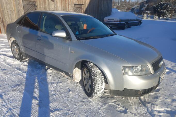 Audi A4 B6 Sedan