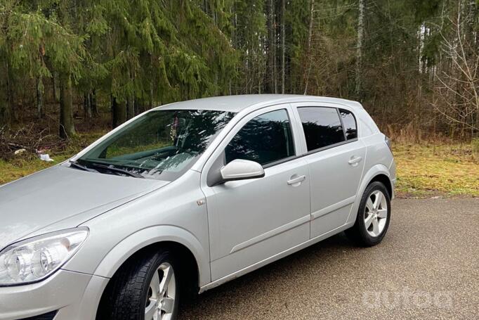 Opel Astra H [restyling]