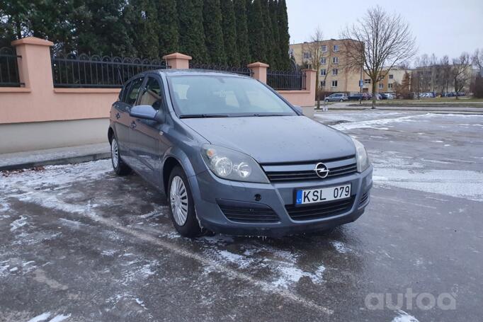 Opel Astra H Hatchback