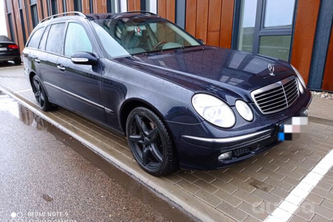Mercedes-Benz E-Class W211 Sedan