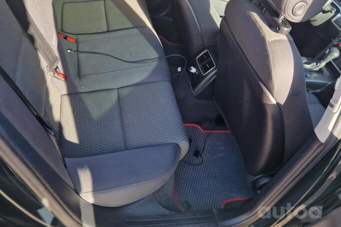 Audi A6 4F/C6 wagon 5-doors