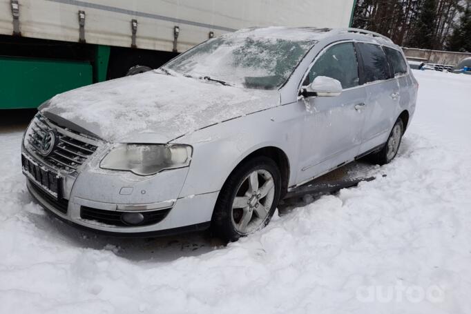 Volkswagen Passat B6 wagon 5-doors