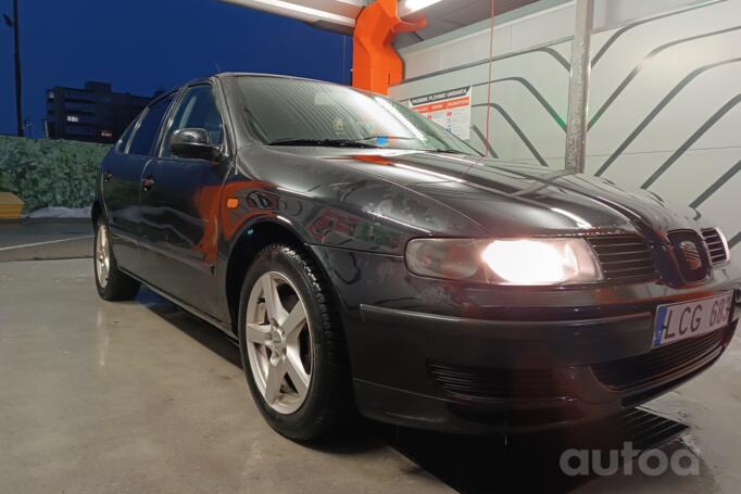 SEAT Leon 1 generation Hatchback