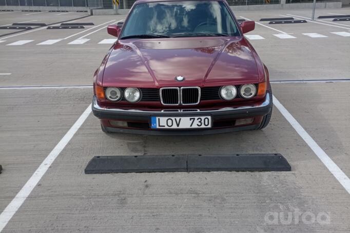 BMW 7 Series E32 Sedan