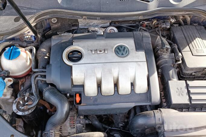 Volkswagen Passat B6 wagon 5-doors