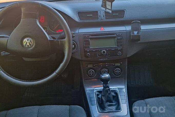 Volkswagen Passat B6 wagon 5-doors