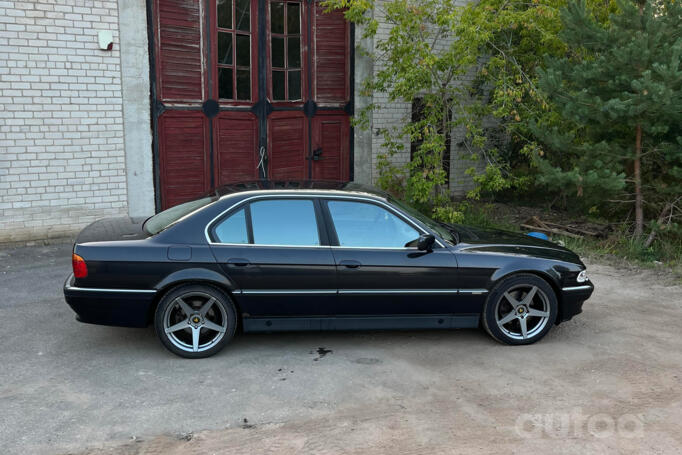 BMW 7 Series E38 Sedan