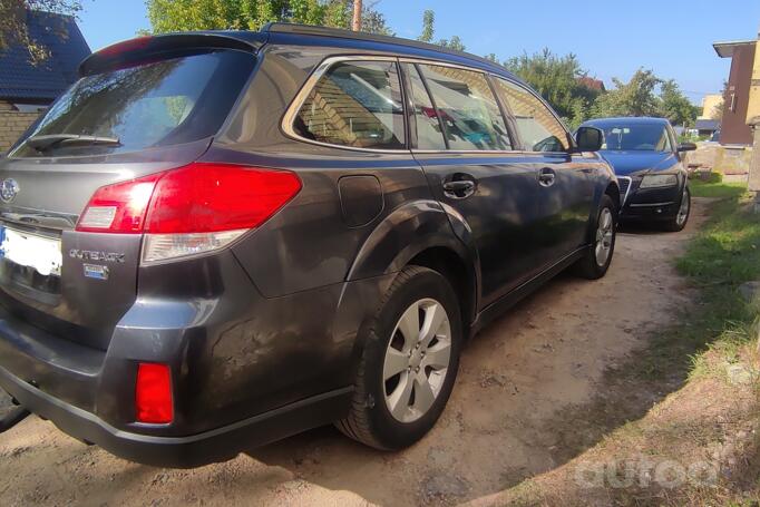 Subaru Outback 4 generation wagon