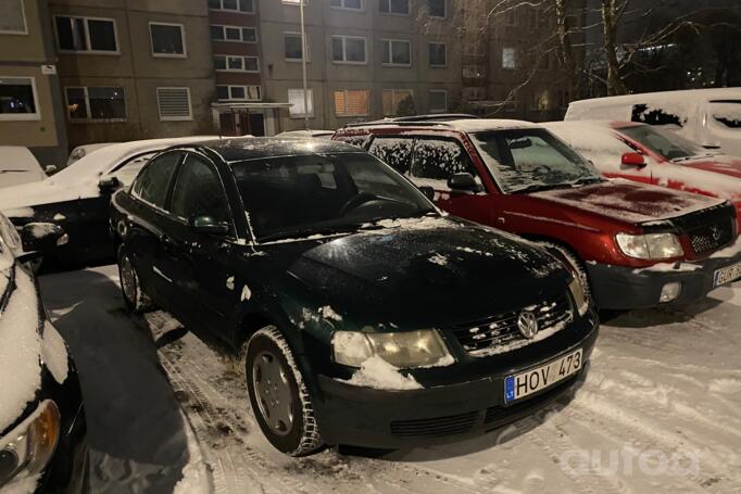 Volkswagen Passat B5 Sedan 4-doors