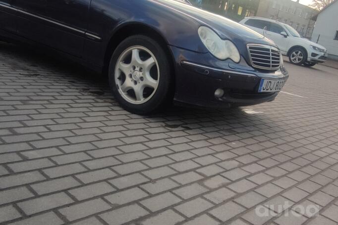 Mercedes-Benz C-Class W203/S203/CL203 Sedan 4-doors