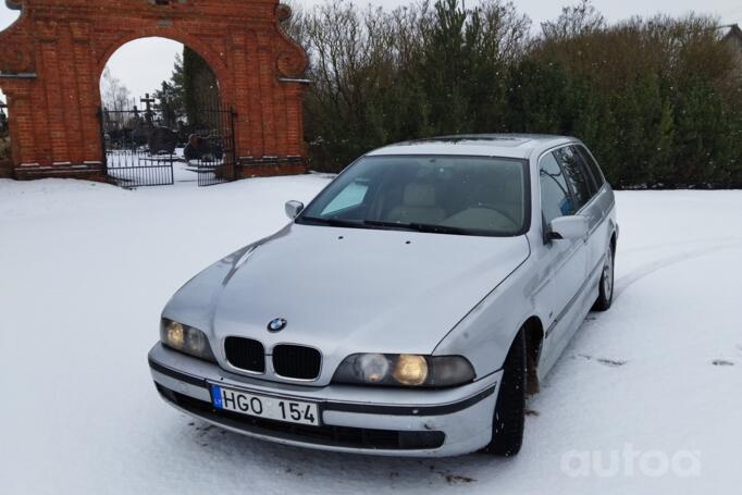BMW 5 Series E39 Touring wagon
