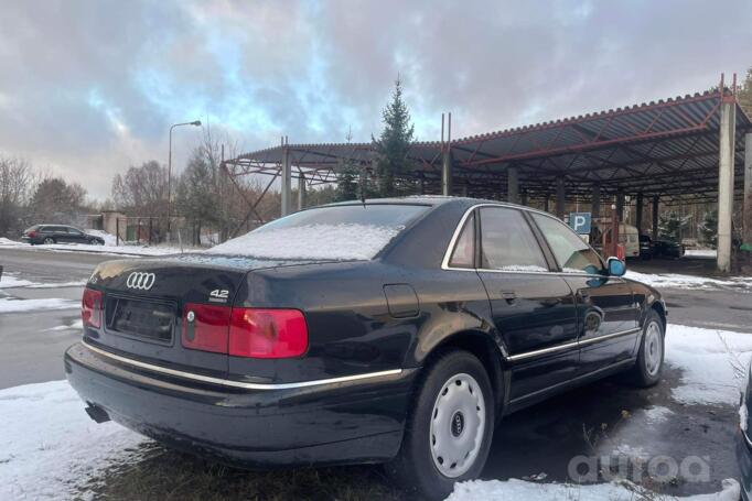 Audi A8 D2/4D Sedan 4-doors