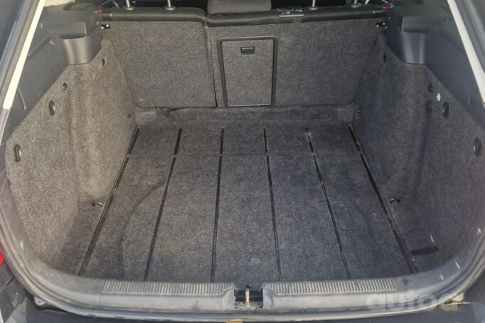 Skoda Octavia 2 generation Combi wagon 5-doors