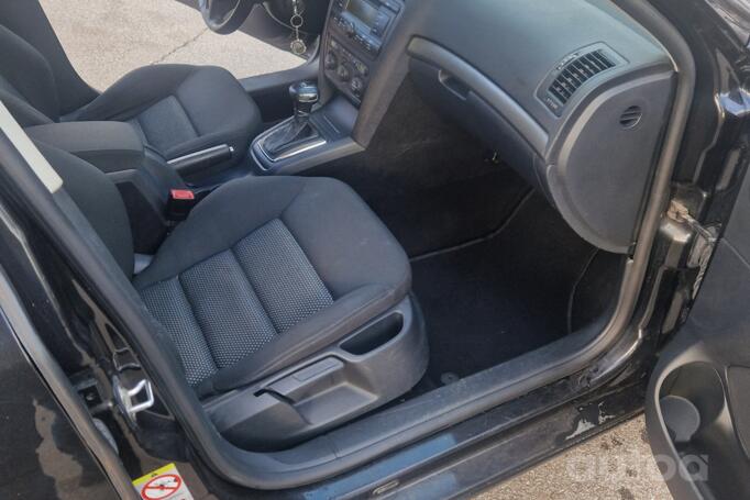 Skoda Octavia 2 generation Combi wagon 5-doors