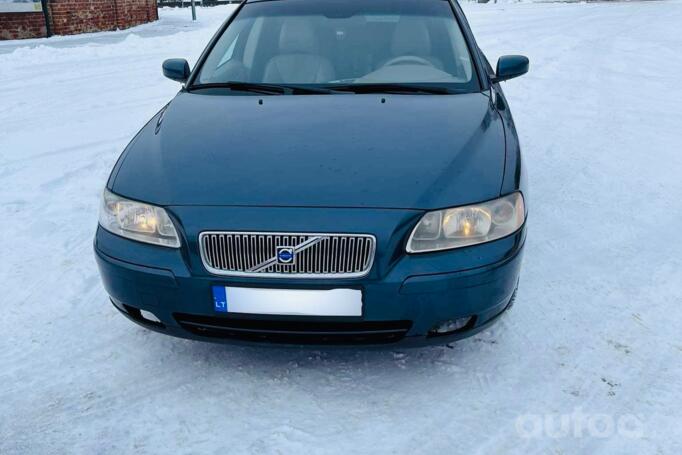 Volvo V70 2 generation [restyling] wagon 5-doors