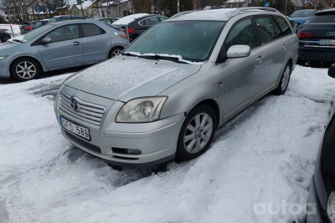 Toyota Avensis 2 generation wagon