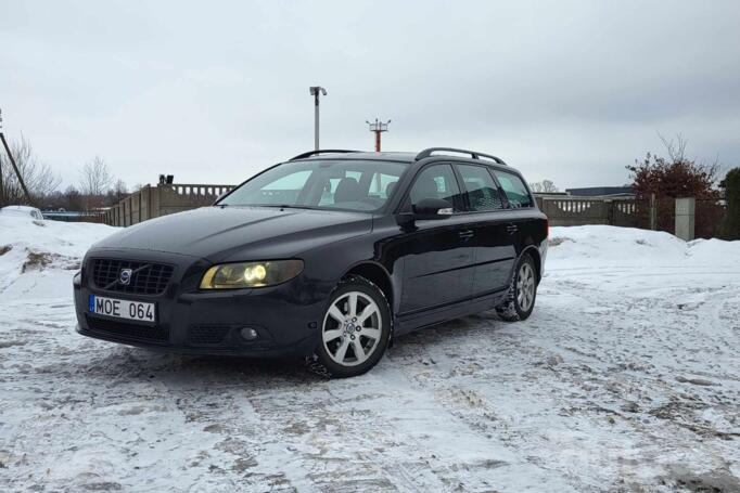Volvo V70 3 generation wagon