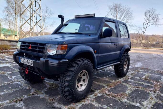 Mitsubishi Pajero 2 generation [restyling] SUV