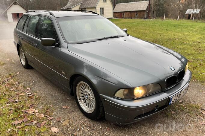 BMW 5 Series E39 Touring wagon
