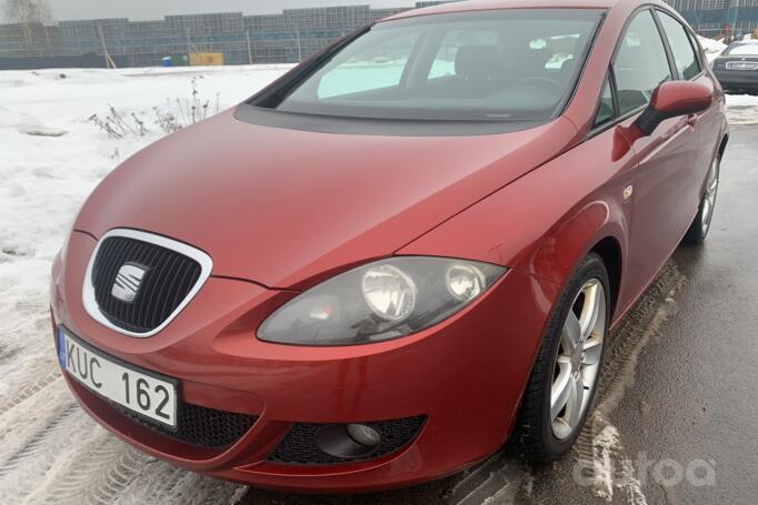 SEAT Leon 2 generation Hatchback 5-doors