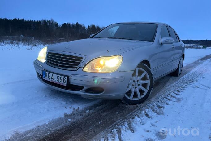 Mercedes-Benz S-Class W220 [restyling] Sedan 4-doors