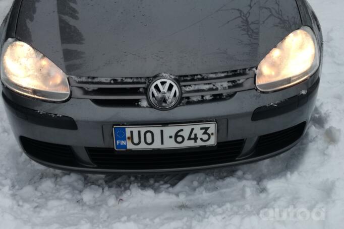 Volkswagen Golf 5 generation Hatchback 5-doors