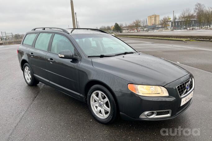 Volvo V70 3 generation wagon