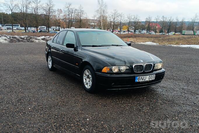 BMW 5 Series E39 Sedan 4-doors